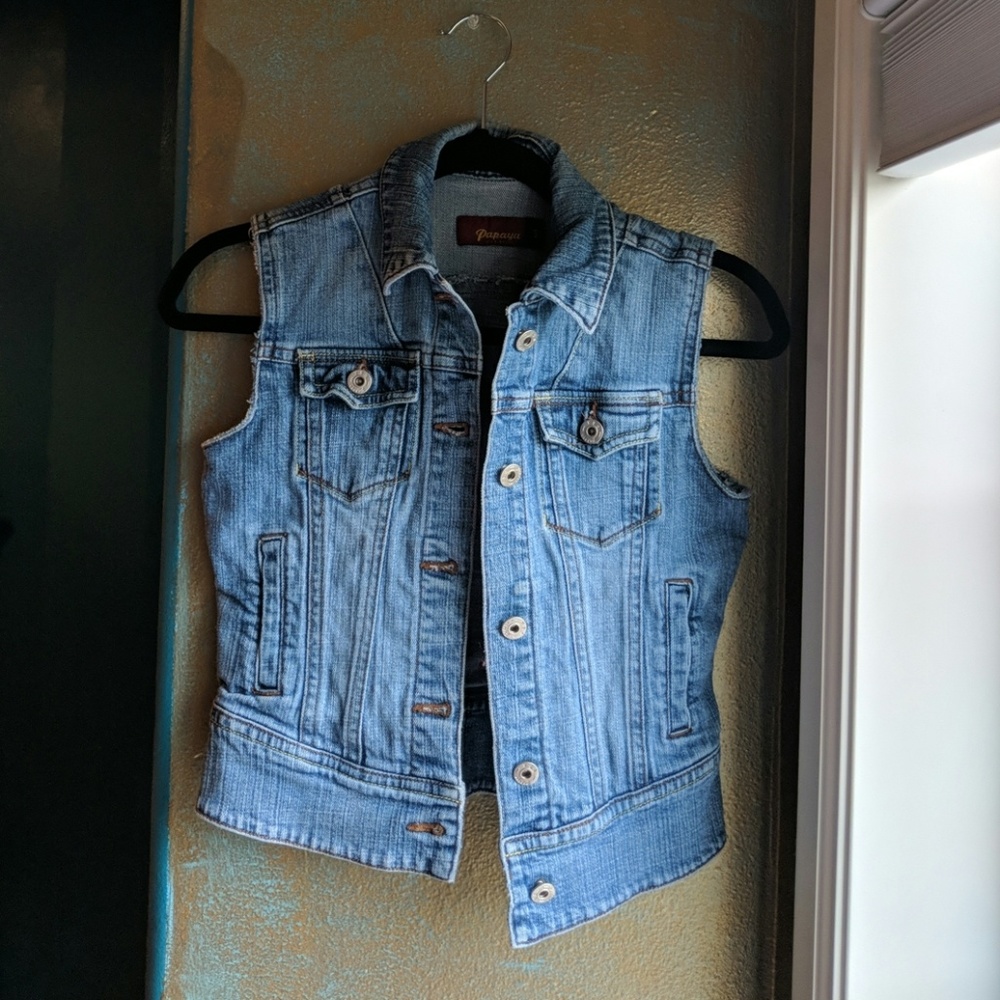 Jean Vest